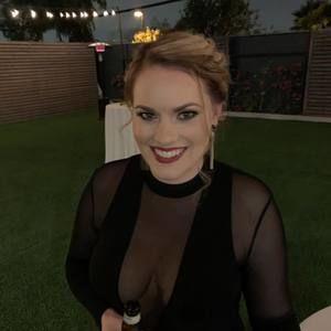 Meet your Posher, Jenn